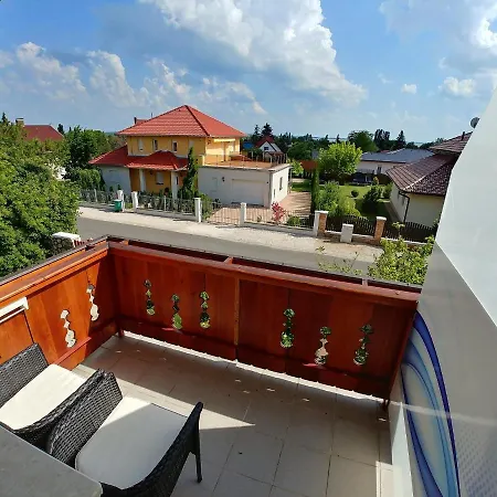 Ciklámen Apartman Gyenesdiás