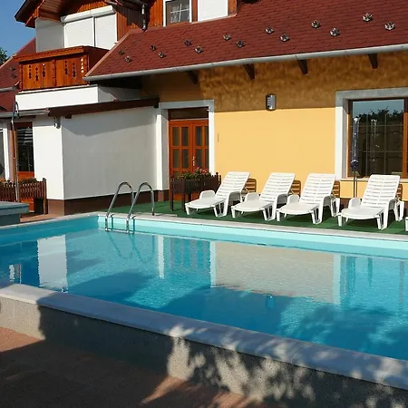 Ciklamen Appartement *
