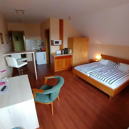Appartement Ciklamen Gyenesdiás